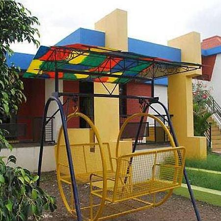 Sanskruti Heritage Resort Ширди Экстерьер фото